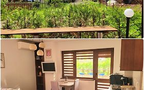 Cozy & Stylish Flat With Amazing View, 2Min Walk To Ski Road, 7-8 Min To Gondola
